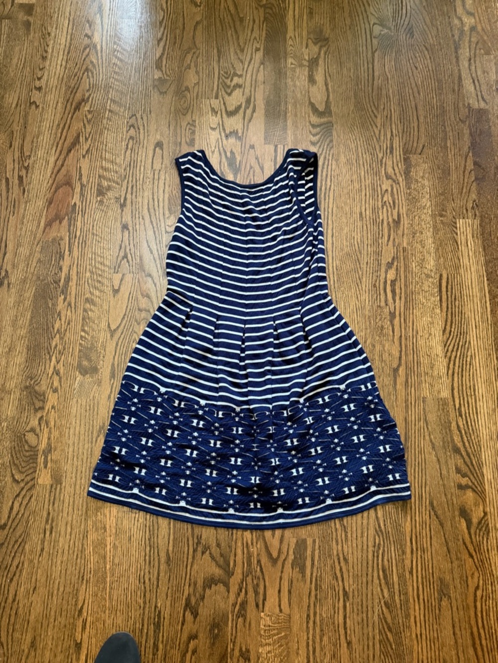 Max Studio Navy and White Striped Sleeveless Dress - Picture 3 of 3